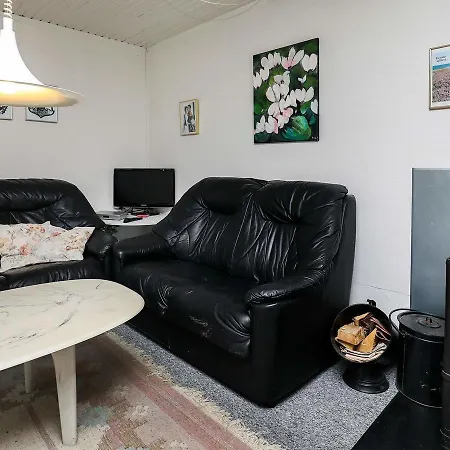Four-bedroom Holiday In Romo 8 Vejers Strand